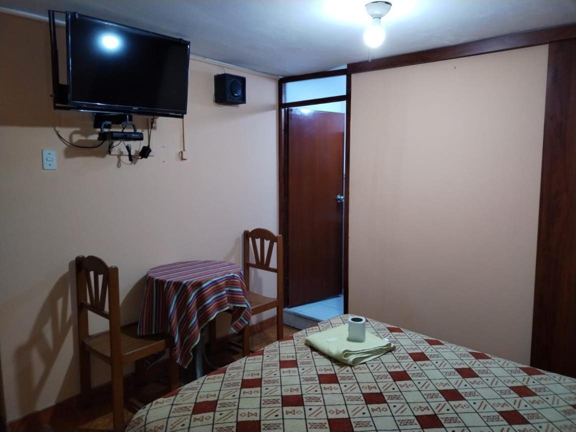 Hostal Turistico El Cajamarquez Lima Exterior photo